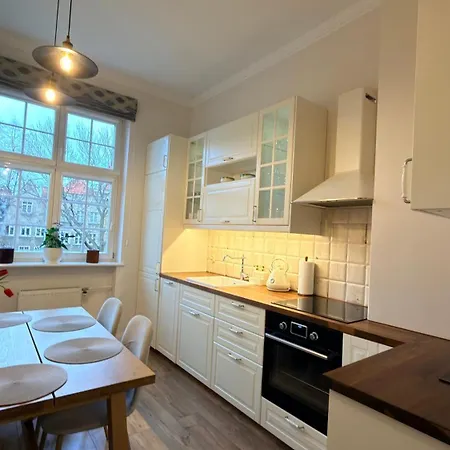 Apartmán Olives Marina Apt Steps To Basilica & Motlawa *