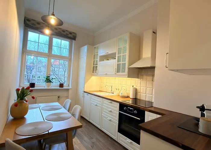 Апартаменты Olives Marina Steps To Basilica & Motlawa *