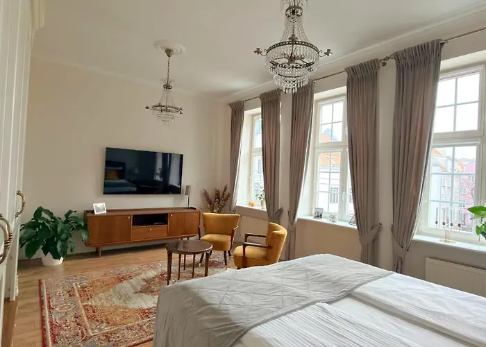 Olives Marina Apt Steps to Basilica&Motława *